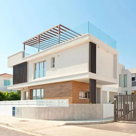 Villa Pearly Sands 3 Bdrm With Big Pvt Pool In *