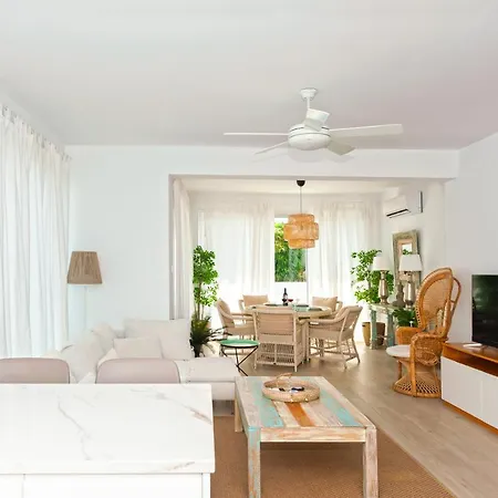 Pearly Sands 3 Bdrm With Big Pvt Pool In